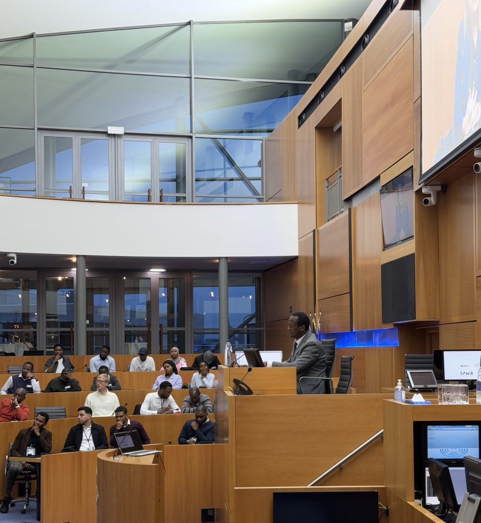 conférence emploi hémicycle